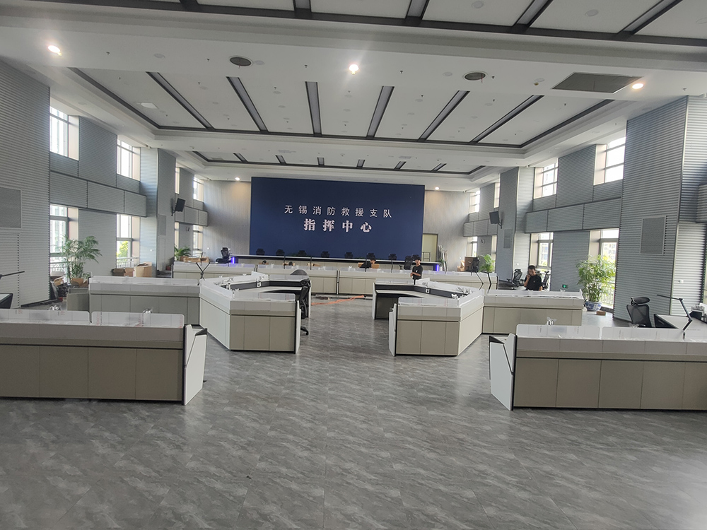 應(yīng)急指揮中心操作臺(tái)一般使用幾工位